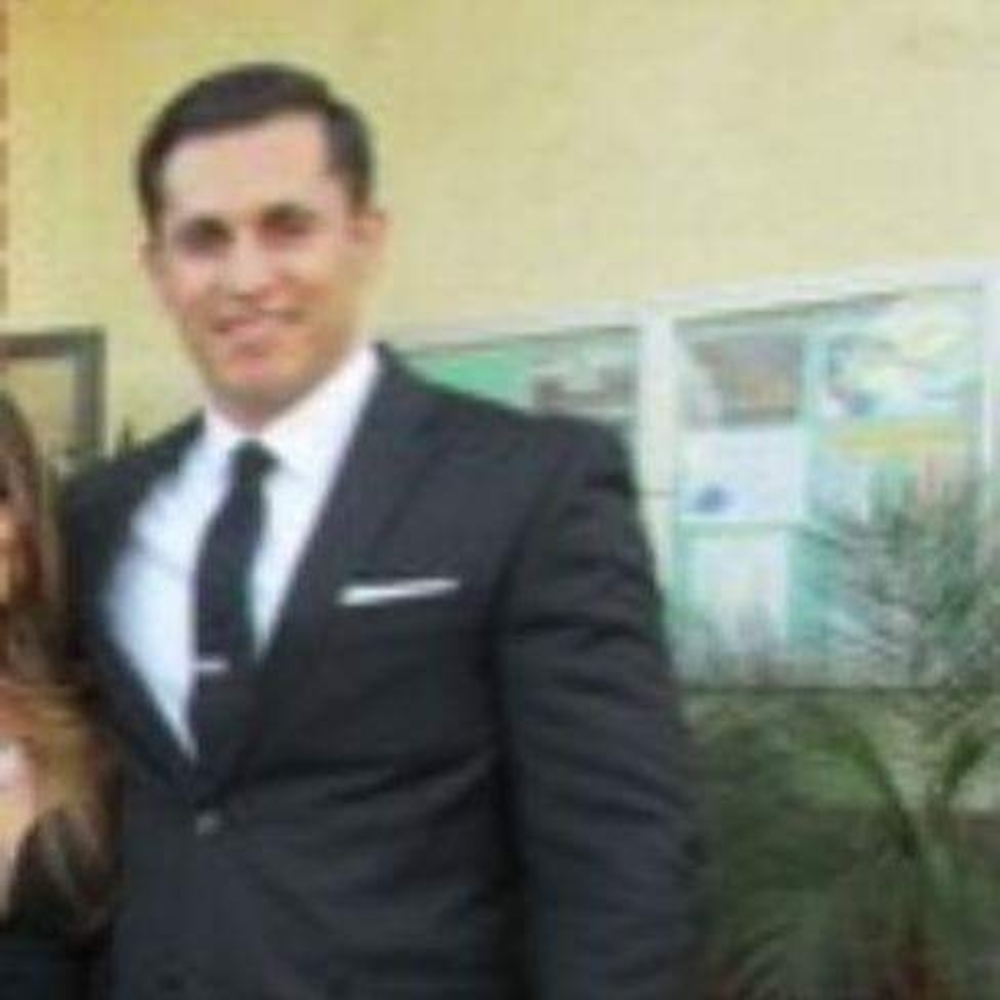 Meet your Posher, Ray